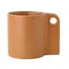 Taza de Cerámica Creativa de Estilo Europeo con Asa Irregular Personalizada con Asa de un Solo Agujero para Leche y Café, Regalo Transfronterizo