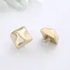 Nuevos Pendientes Exquisitos de Estilo Europeo y Americano, Pendientes de Textura de Lujo Ligero de Gama Alta, Aretes de Moda Geométricos Irregulares Únicos