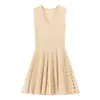 Vestido de Punto Elegante de Verano 2026, Estilo Francés, Ajuste Delgado, Escote en V Hueco, Sin Mangas, Falda de Línea A Plisada