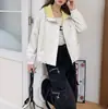 Chaqueta corta con capucha para mujer 2026 primavera y otoño nueva moda holgada casual cortavientos abrigo versátil top de moda para mujer