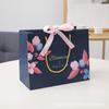 Fabricantes Transfronterizos al por Mayor Bolsas de Papel Día de la Mujer, Bolsas de Papel Florales de Primavera, Bolsas de Empaque Listas, Bolsas de Regalo para Ropa