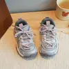 Zapatos Infantiles de Moda Versátiles para Exteriores Modelo Otoño 2026 Malla Transpirable Zapatos Deportivos Infantiles con Velcro y Suela Suave