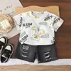 Conjunto de Verão para Meninos 2026 Novo Estilo Infantil Verão Letra Urso Manga Curta Conjunto de Duas Peças Roupas de Bebê Estilosas Atacado