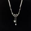 Collar de perlas con lazo de metal irregular para mujer, diseño con personalidad de nicho, collar sencillo que combina con todo, cadena de clavícula.
