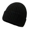 Gorro de tricô quente de inverno transfronteiriço para homens e mulheres, gorro de lã com proteção para as orelhas, gorro quente forrado com fleece para atividades ao ar livre, chapéu de algodão versátil para casais