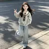 Roupa de outono para meninas: Roupas infantis da moda, estilo coreano, moletom estilo preppy, calça jeans casual, conjunto de duas peças para crianças mais velhas