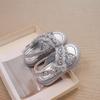 Sandalias de princesa con diseño brillante de plata para niñas, zapatos de verano 2025 con cristales y diamantes.