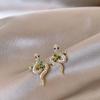 Pendientes de Serpiente con Letra de Circonita Microincrustada del Año Zodiacal para Mujer, Pendientes Únicos con Agujas de Plata S925, Pendientes de Estilo Nicho, Modelo Nuevo