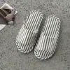 Pantuflas de Estilo Japonés para Mujer para Todas las Estaciones, Uso en Interiores en Casa, Antideslizantes, Suela Suave, Silenciosas, Transpirables, Pantuflas Simples y Modernas