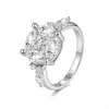 Anillo Elegante de Cuatro Garras con Diamante Estilo Europeo y Americano Transfronterizo para Mujer, Anillo de Moissanita al por Mayor, Joyería de Anillo Moderna y Única