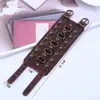 Pulsera Decorativa Creativa Exagerada Estilo Punk Tres Filas Aleación Calavera Calle Rock Versión Ancha Versátil Pulsera de Cuero