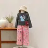 Calça Reta Versátil Divertida de Desenho Animado Fofo para Homens e Mulheres 26 Outono Novo Calça Larga Solta Infantil Calça Longa de Bebê