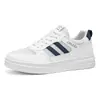 Zapatos de Hombre 2026 Nuevos de Verano Malla Transpirable Tenis Blancos Estudiante Modernos Versátiles Tenis Casuales Zapatos Deportivos Zapatos de Moda