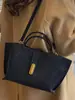 Bolso de Mano de Gran Capacidad para Mujer 2025 Invierno Nuevo Retro Commuter Bolso Tote Moda Coreana Bolso Cruzado Simple