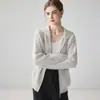 Casaco de lã de cashmere com capuz em tricô waffle feminino, espessado para aquecimento, modelagem solta, cardigã de tricô casual, adequado para ir ao trabalho, macio e confortável