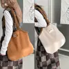 Bolsa de Axila Dobra Dupla Feminina Grande Capacidade 2025 Nova Inverno Casual Plissada Bolsa Tote para o Dia a Dia