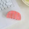 Novo Presilha de Cabelo Rosa Morango com Bolinhas e Textura de Acetato, Grande Presilha Tubarão para Meninas, Versátil para Penteados Presos