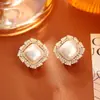 Pendientes Geométricos Clásicos de Perla de Zirconia Estilo Hong Kong, Pendientes de Alta Gama, Modernos y Exquisitos para Mujer, Accesorios Versátiles para el Día a Día