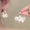 Pendientes de Perla con Pétalos Franceses de Aguja de Plata S925 para Mujer 2025 Nuevo Estilo Caliente Pendientes de Otoño e Invierno Estilo Festivo Accesorios para Orejas