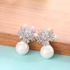 Pendientes de Copo de Nieve Plateados de Invierno para Mujer, Pendientes Largos con Colgante de Perla, Joyería Elegante de Moda Versátil para Mujer al por Mayor
