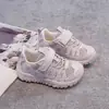 Zapatillas Deportivas para Niños 2026 Primavera y Otoño Nuevas Transpirables Suela Suave Malla Zapatos Casuales para Niños Mayores Zapatillas de Correr para Niñas Modernas