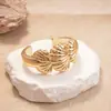 Pulseras Metálicas con Estampado de Patrones Transfronterizos Europeas y Americanas, Pulseras de Moda Personalizadas Exageradas, Pulseras de Lujo Ligero y Alta Gama para Mujeres al por Mayor