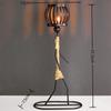 Candelabro de hierro transfronterizo, adorno decorativo para mesa de comedor de restaurante europeo, lámpara de ambiente, candelabro, artesanía de metal para el hogar.