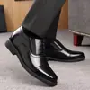 Zapatos de Cuero Vintage para Hombre con Aumento Interno de Altura de Tres Piezas, Formales de Negocios Estilo Coreano Moda Británica Zapatos Simples de Punta Redonda