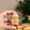 Juguete de Boj Natural para Aliviar el Estrés de Madera DIY Lindo Creativo con Forma de Emoji Adorno de Mano al por Mayor Personalizable