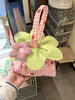 Nova Bolsa Original Estilo Ins com Estampa Integral de Morango, Laço, Flores, Doce e Fresca, Sino de Vento Roxo, Xadrez Amarelo-Verde
