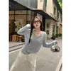 Top de cuello en V de hilo de núcleo para mujer, nuevo estilo de otoño 2026, camiseta básica de punto de corte holgado para usar en capas, suéter de invierno