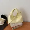 Bolso de mujer de nicho de alta gama 2026 nuevo bolso cruzado de hombro casual versátil primavera-verano con sensación de calidad, bolso de mano con forma de nube