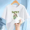 2528 # Camiseta de Algodão Puro de Manga Curta para Meninas Verão Nova Gola Redonda Solta Desenho Animado Tamanhos Médio e Grande Crianças Meninas Tops Versáteis Tendência