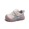 Sapatos de Caminhada para Bebê 2026 Primavera/Outono Solado Macio Anti-Pé Calçados Casuais para Bebês Unissex Esportivos para Crianças Tendência Funcionais