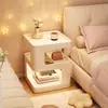 Mesita de Noche Alternativa Lujo Alto Gama Pequeña Artesanía de Hierro Hogar Dormitorio 2026 Venta Caliente Mini Estante de Almacenamiento para Mesita de Noche