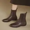 Botas de tornozelo femininas em couro macio, nova coleção outono/inverno 2026, botas tipo meia leves e elásticas, cano justo, solado macio, botas de algodão com forro de fleece