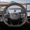 Adequado para capa de volante Geely Cowboy 2025, acessórios de modificação interna, capa de guidão antiderrapante ultrafina para todas as estações