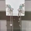 ¡Buen flash! Clip para Oreja de Mariposa Hielo Menta Diseño Nicho Sentido Simple y Cool Aretes Exquisitos Sin Agujero Aretes de Placa de Mosquito
