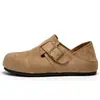 Zapatos slip-on de gamuza para hombre estilo Birkenstock, cobertura total, de doble uso para jóvenes profesionales, zapatos casuales de moda