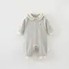 Mameluco de algodón puro para bebé, mameluco de manga larga para principios de otoño, elegante prenda exterior con cuello azul marino para niños y niñas, traje para gatear para recién nacidos