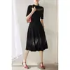 Vestido Preto Estilo Francês para Pausa para o Chá, Estilo Hepburn, Acinturado, Emagrecedor, Elegante Vestido Longo para Mulheres, Novo Modelo Verão 2026