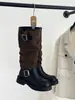 Botas de montar altas vintage de color negro bloqueado para mujer, otoño e invierno, con hebilla de cinturón, tacón grueso, alargan las piernas, por encima de la rodilla, botas largas de nicho