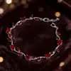 Popular Pulseira Minimalista de Design Cruzado em Forma de Folha para Mulheres, Fashion e Elegante, Nicho e Versátil, Joia com Zircônia Multicolor