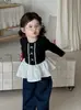 Camiseta de manga larga con encaje para niña, nueva colección primavera 2026 estilo coreano, con lazo, top dulce, ropa elegante de otoño