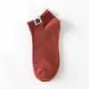Calcetines Desnudos con Etiqueta de Tela con Etiqueta Calcetines de Barco Retro para Hombre Calcetines Nuevos de Algodón Color Sólido Invisible de Boca Baja Calcetines para Hombre Venta al por Mayor