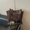 Bolsa de Mano Grande de Comercio Exterior Europea y Americana para Viajes Diarios de Mujeres Nuevo Estilo 2026 Bolso Cruzado Casual para Hombro y Axila Bolso Cubo