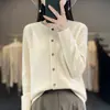 Cardigã de lã feminino de alta qualidade com estampa floral, gola redonda, corte solto, abotoado, tricô casual, peça externa branca