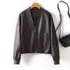 Chaqueta de piel de oveja de marca de diseñador, modelo nuevo 2026, elegante diseño de bolsillo de doble capa, chaqueta de cuero versátil para mujer, moderna