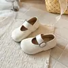 Sapatos de Couro Femininos Estilo Coreano 2026 Novidades de Primavera Bebê Tecido Macio Solado Pequeno Sapatos Individuais Infantis Fivela Única Sapatos Mary Jane