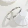 Moda Transfronteriza Lujo Ligero Joyería para Parejas Pulsera de Diez Diamantes Hebilla Pulsera Completa de Diamantes Acero de Titanio Fabricante Venta al por Mayor Modelos de Pareja